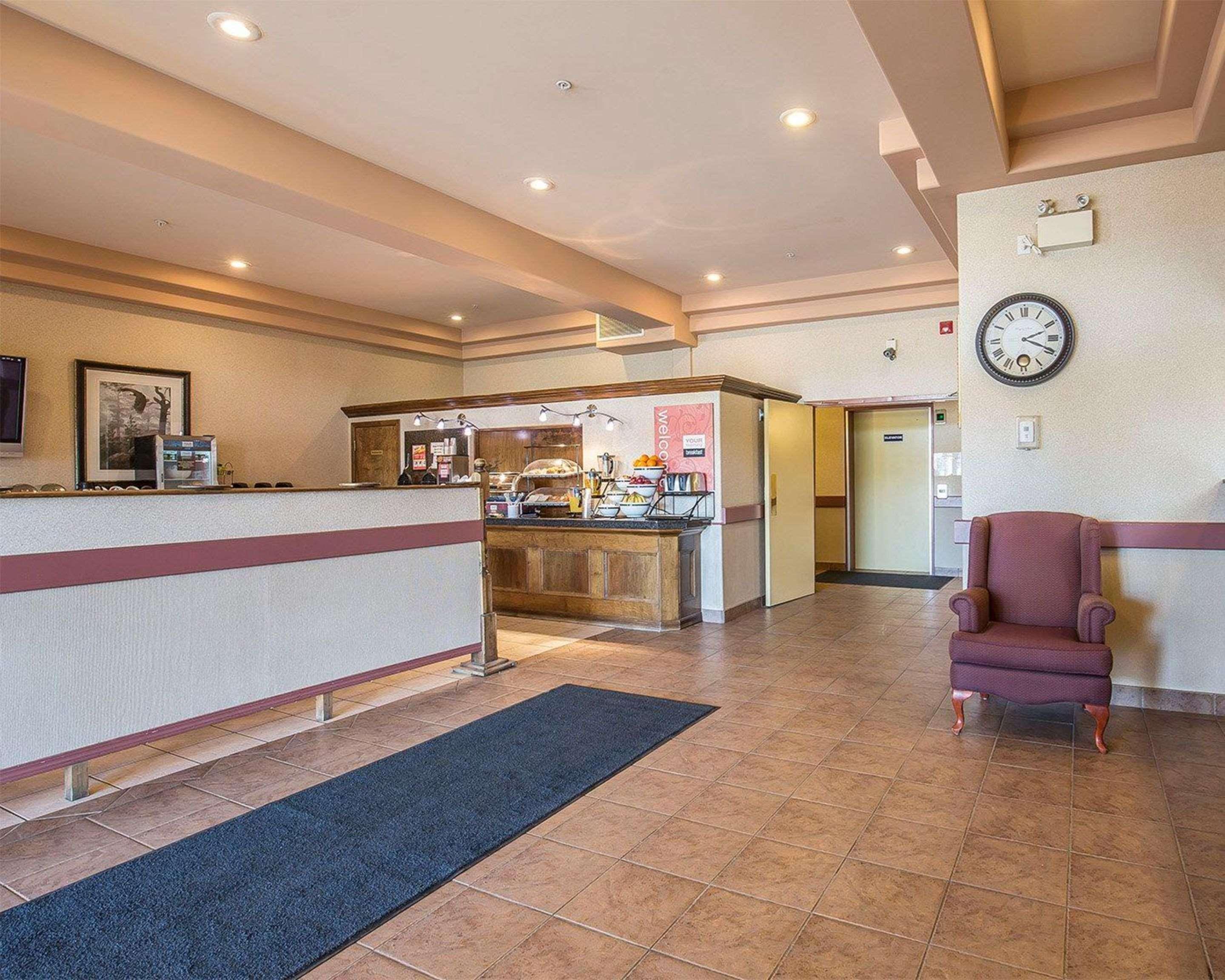 Comfort Inn Lethbridge Exterior foto