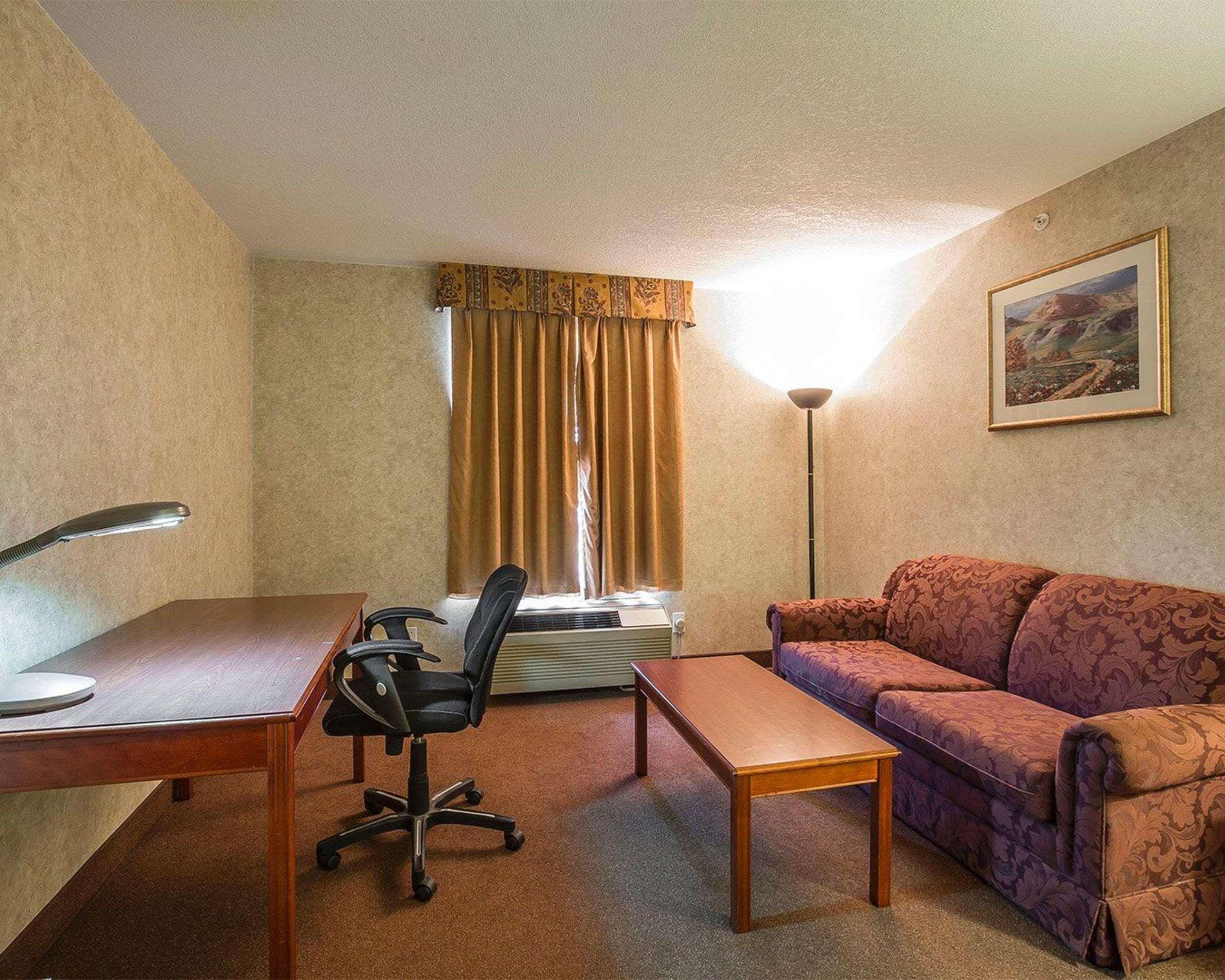 Comfort Inn Lethbridge Exterior foto